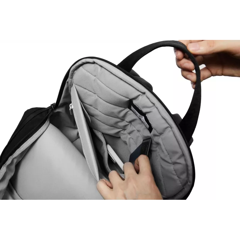 Kuprinė XD DESIGN BOBBY SOFT TOTE juoda P706.3001