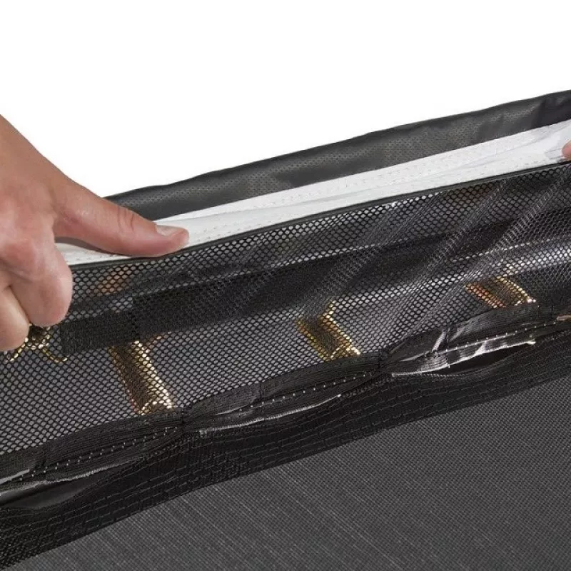 Antžeminis batutas Salta Royal Baseground Sport 396 cm, apvalus, 330 cm šuolių kilimas, 80 spyruoklių, plieninis rėmas, PVC apsauga