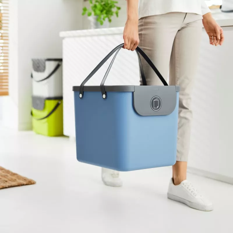 Plastikinė laikymo dėžė Rotho Albula 40 L stačiakampė, mėlyna, 40 L talpa, su pakabinimo anga, 400×358×340 mm
