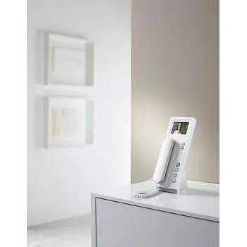 Siedle BTSV 850-03 W. Produkttyp: Telefon, Produktfarbe: Weiß, Markenkompatibilität: Siedle. Breite: 106 mm, Tiefe: 46 mm, Höhe: 278 mm (200040578-00)