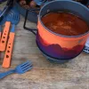 Nešiojama dujinė viryklė Jetboil MiniMo – kompaktiška stovyklavimo viryklė su integruotu FluxRing degikliu ir troškinimo valdymu