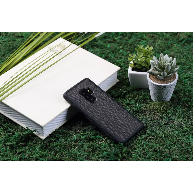Apsauginis dėklas man and wood Samsung Galaxy S9 Plus – anglies juodas