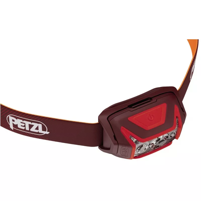 Petzl Actik Core juodos spalvos galvos žibintuvėlis su LED