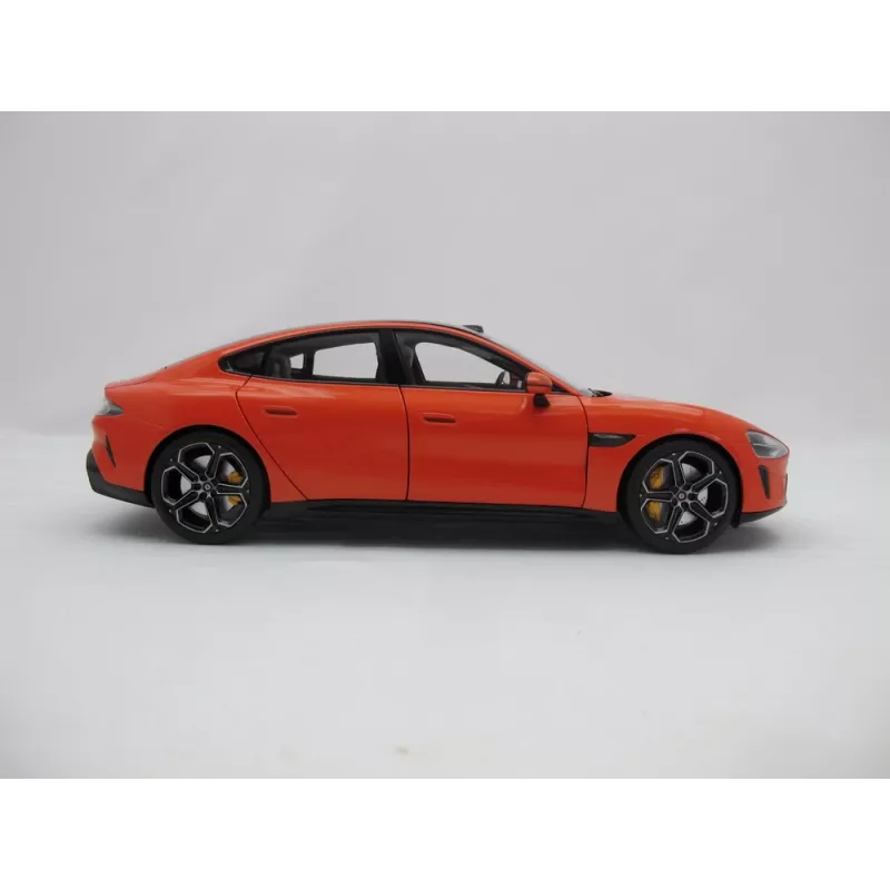 Lieto modelio automobilis Xiaomi SU7 1:18 masteliu, surinktas, W278×D108×H81,5 mm