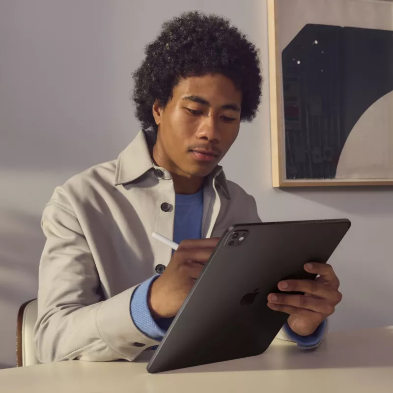 “Apple 11-inch iPad Pro M4 Wi-Fi + Cellular - Planšetė - 1TB - 27,9 cm (11) Tandem OLED (2420 x 1668) - 3G, 4G, 5G - Sidabrinė (MWRQ3NF/A)”