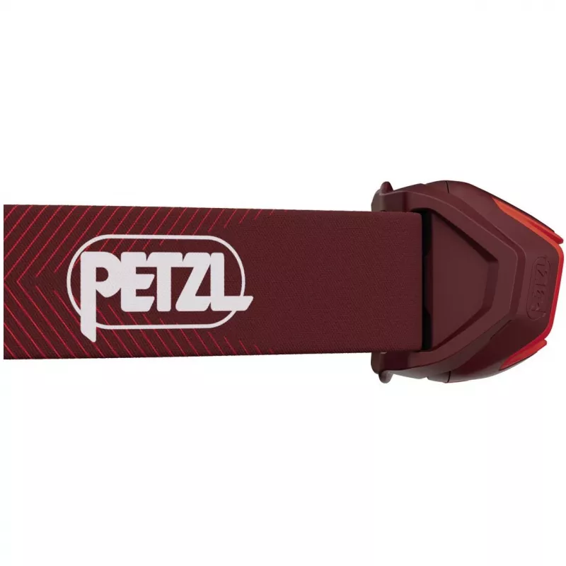 Petzl Actik Core juodos spalvos galvos žibintuvėlis su LED