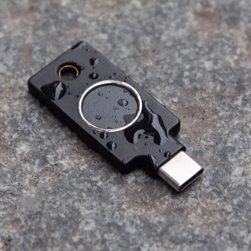 YubiKey C Bio FIDO Edition Yubico juodas belaidis autentifikacijos raktas