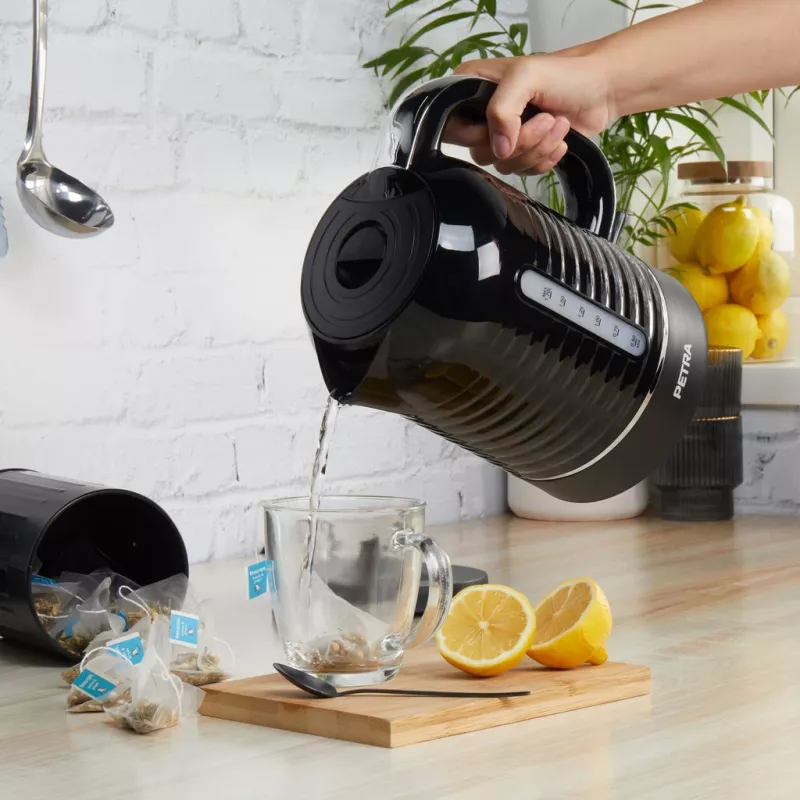 Elektrinis virdulys Petra 1.7L 3KW Juodas
