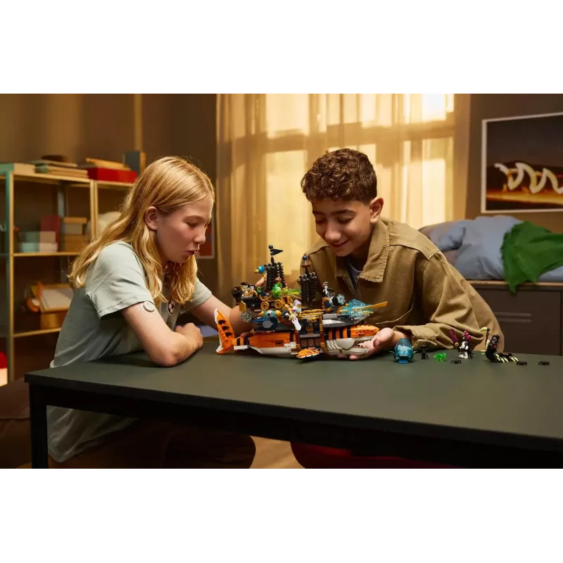 LEGO DREAMZZZ 71515 Tigro ryklio tankas