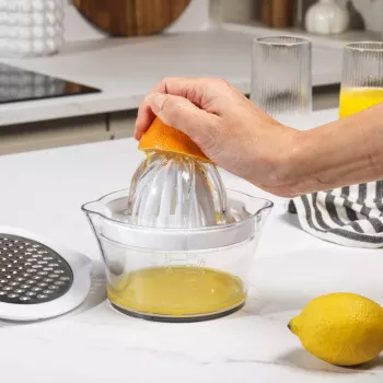 Citrusinė spaudyklė Salter BW12004WEU7 4-in-1 kompaktiškas dizainas, lengvai naudojama