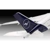 Surinktas modelis Revell Airbus A380-800 Lufthansa New Livery 1:144