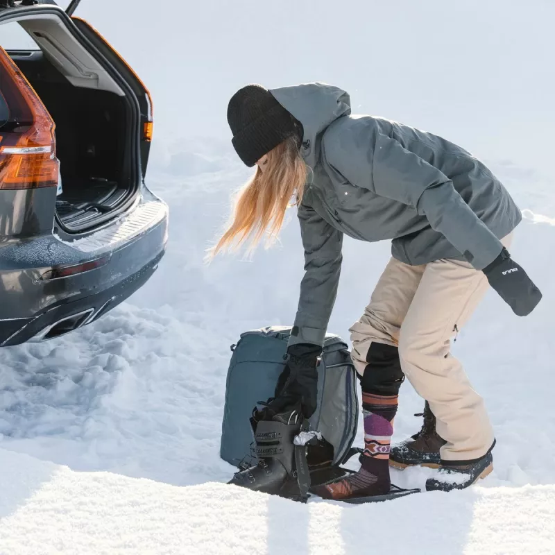 Thule 5152 Roundtrip Slidinės Batai Krepšys 45L Juoda