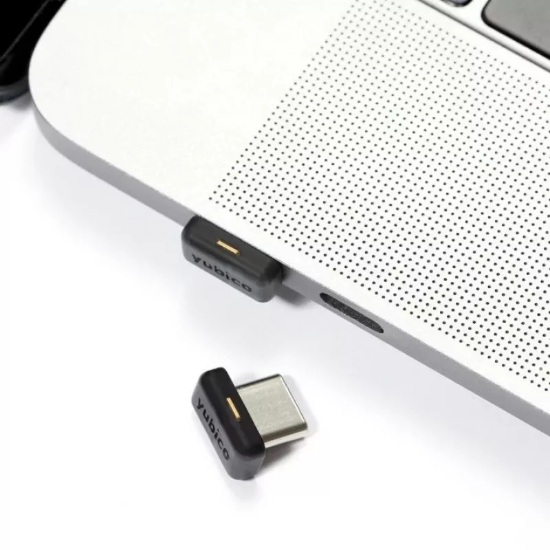 YubiKey Yubico 5C Nano FIPS saugos raktas, 2048 bitų RSA