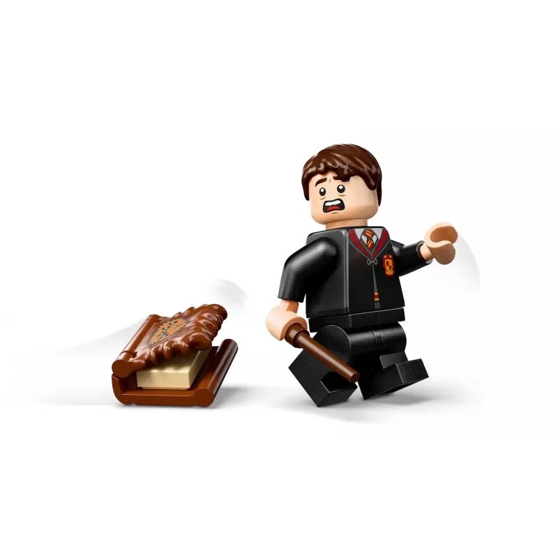LEGO Harry Potter žaidimų rinkinys Pabaisų knyga 76449 – 518 dalių, 1 minifigūrėlė, pritvirtinami dantys