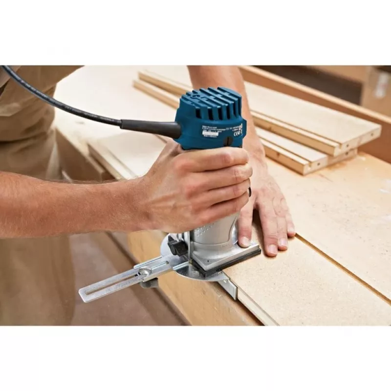 Bosch GKF 600 33000 RPM 600 W – Rankinis frezatorius kraštams