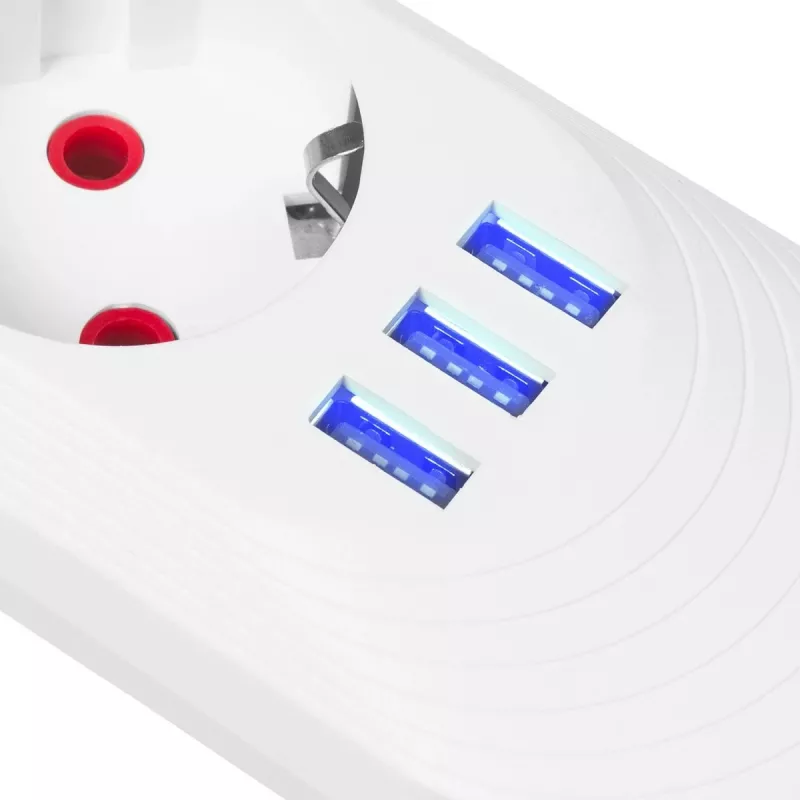 Maitinimo juosta MACLEAN MCE394W – 3 lizdai, 3×USB 2.1A, 110–240V AC, 2500W, 1,5 m laidas, balta
