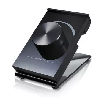 Synergy 21 LED valdiklis EOS 05 sieninis reguliatorius sukamasis mono D