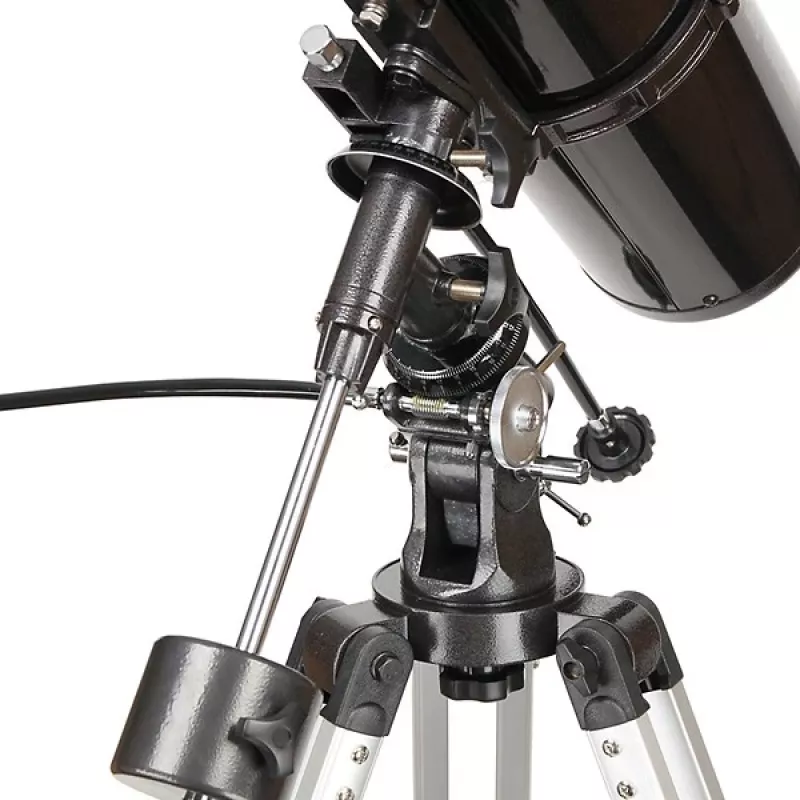 Refraktorinis teleskopas Skywatcher BK 1309 EQ2 – 130 mm diafragma, 900 mm židinio nuotolis