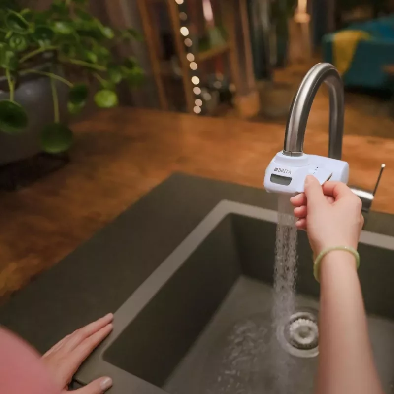 BRITA vandens filtras čiaupui 1.2023.0413, 3 režimai, 5 pakopų kasetė, 600 l talpa, baltas, 5 čiaupo adapteriai