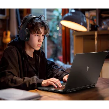 Nešiojamas kompiuteris Acer Nitro V17 AI ANV17-41-R8JV 17,3 colio FHD, AMD Ryzen 7 260, NVIDIA RTX 5050, 16GB RAM, 1TB SSD, Windows 11