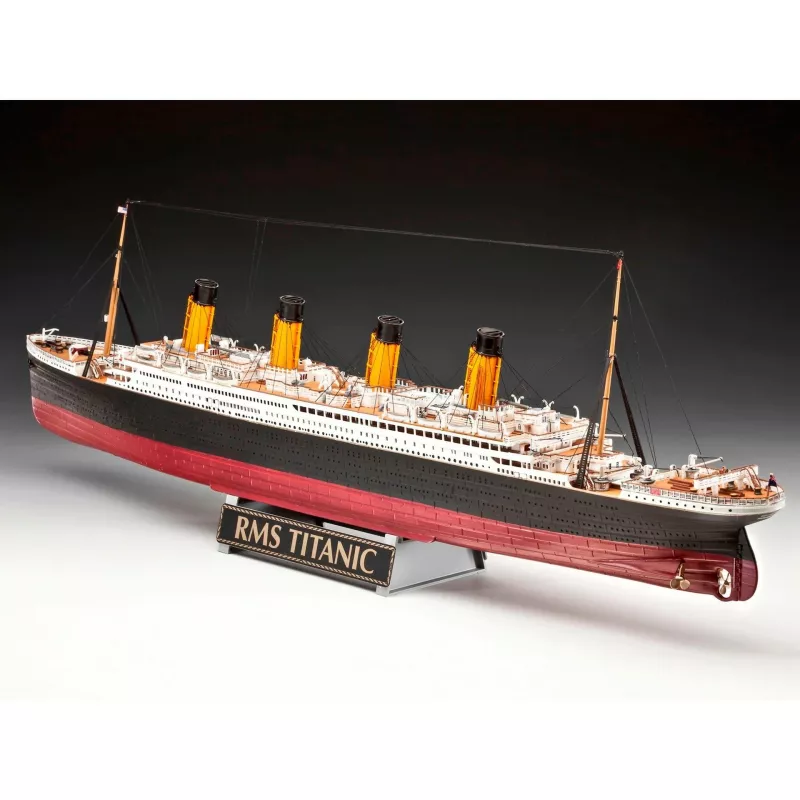 Revell 1:400 Rinkinys Dovanų 100 Metų Titanikas (Specialus Leidimas) Rv05715