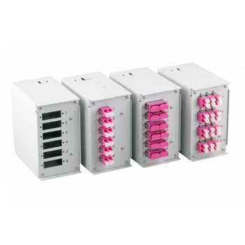 EFB Elektronik priekinis skydelis 12x SC-S, LC-D, E2000 su 2,8 mm varžtų skylutėmis