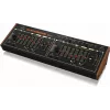 Behringer SYNCUSSION SY-1 – analoginis perkusijos sintezatorius