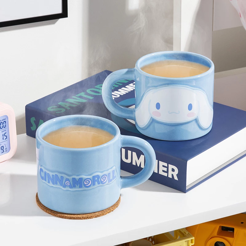 Puodelis Paladone Cinnamoroll su reljefiniu dizainu – keraminis personažo puodelis 400 ml