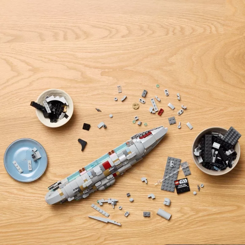 LEGO STAR WARS 75405 Home One Starcruiser – statomas modelis