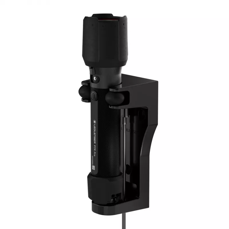Ledlenser P7R Pro Juodas Rankinis Žibintuvėlis LED