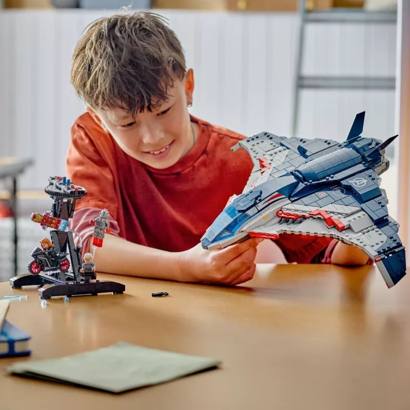 LEGO Quinjet konstruktorius 76325 — Marvel, 1131 dalių, 5 minifigūrėlės, nuo 12 metų, 280×450×300 mm