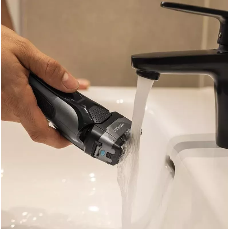 Elektrinis skustuvas CECOTEC PrecisionCare X-Trimm Triple Shaver – 3 galvutės, vandeniui atsparus