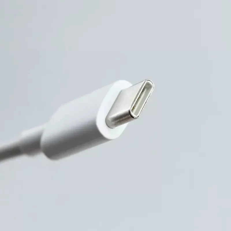 USB-C įkrovimo ir žaidimo laidas SUBSONIC SA5634 PS5 – laidinis ryšys ir įkrovimas