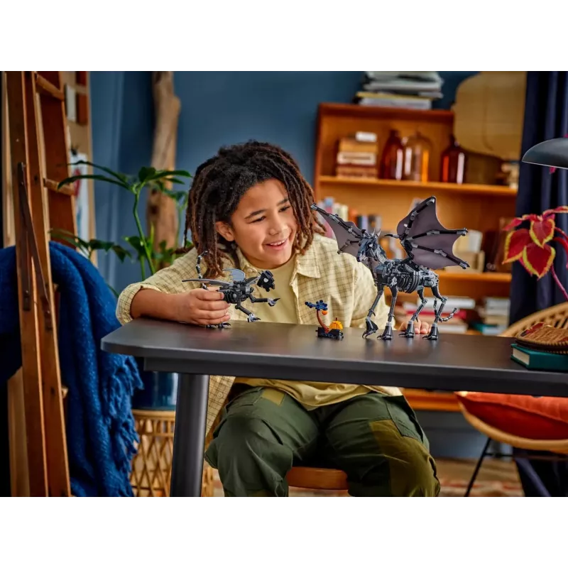 LEGO HARRY POTTER 76458 Thestral Family – Užburtojo miško Thestraliai