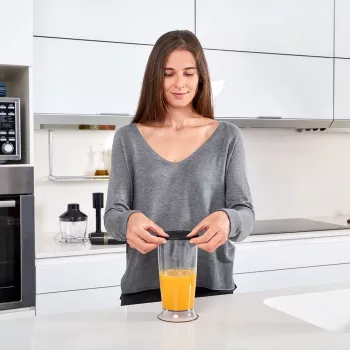 Panardintuvas Black & Decker BXHBA1500E – 1500 W, nerūdijančio plieno kotas, 20 greičių, pjaustytuvas, plaktuvas, impulsinis režimas