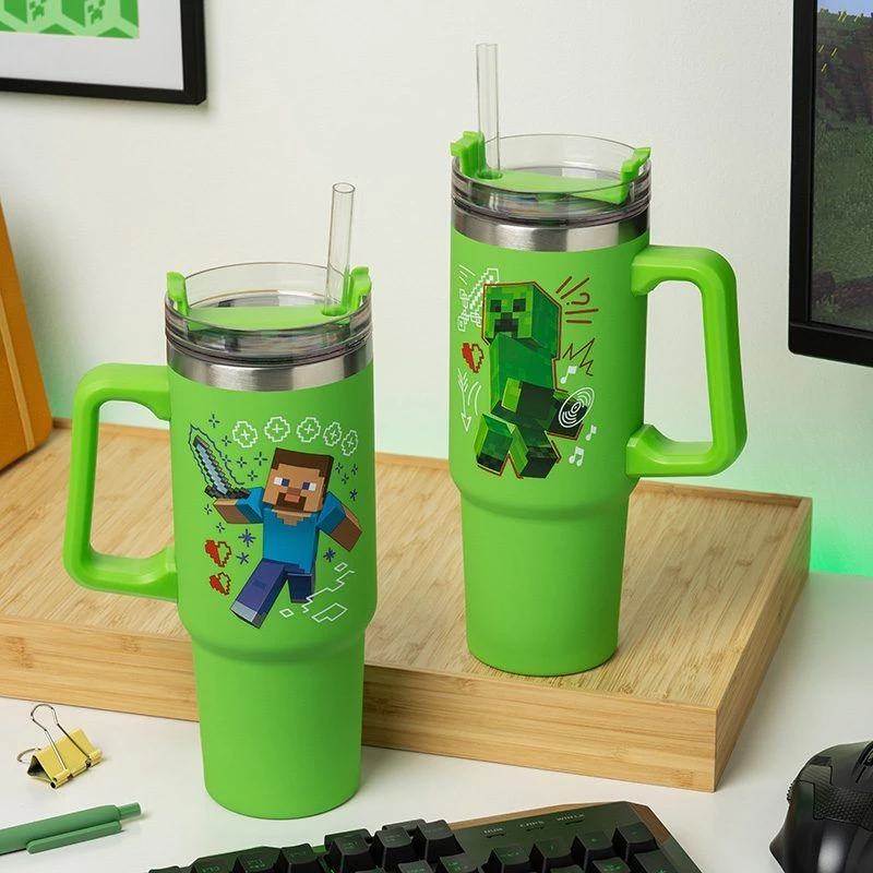 Paladone Minecraft Green 900ml izoliuotas puodelis su šiaudeliu