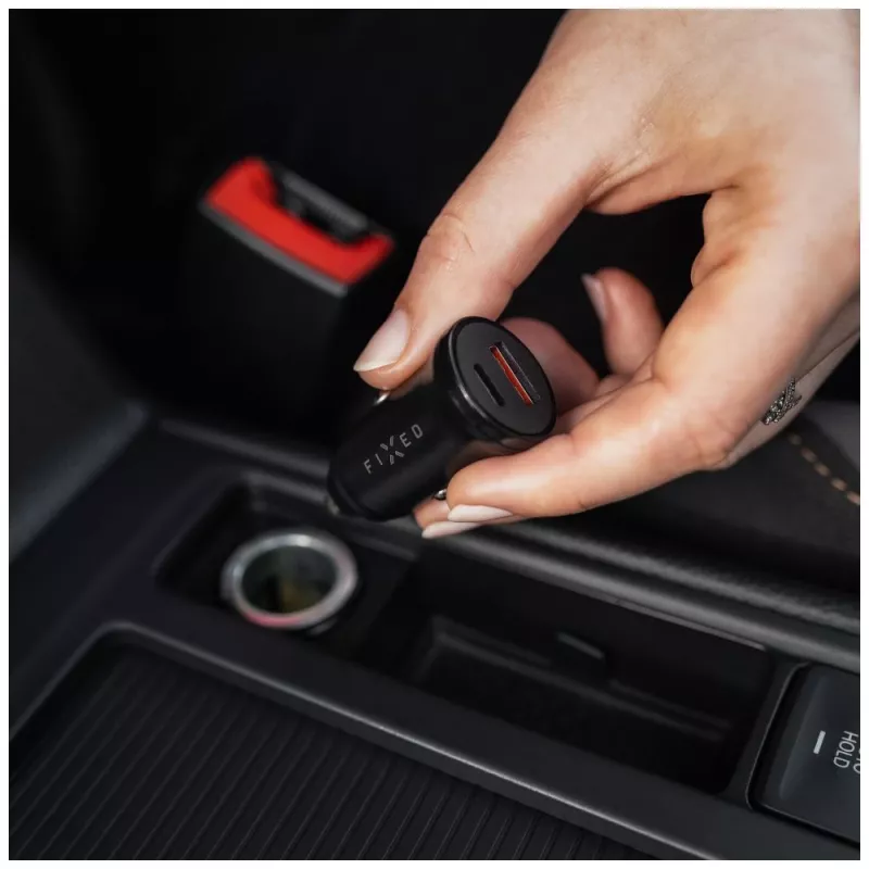 Automobilinis kroviklis FIXED FIXCC20N-CU-BK — USB-C ir USB-A prievadai, 20W galia, kompaktiškas