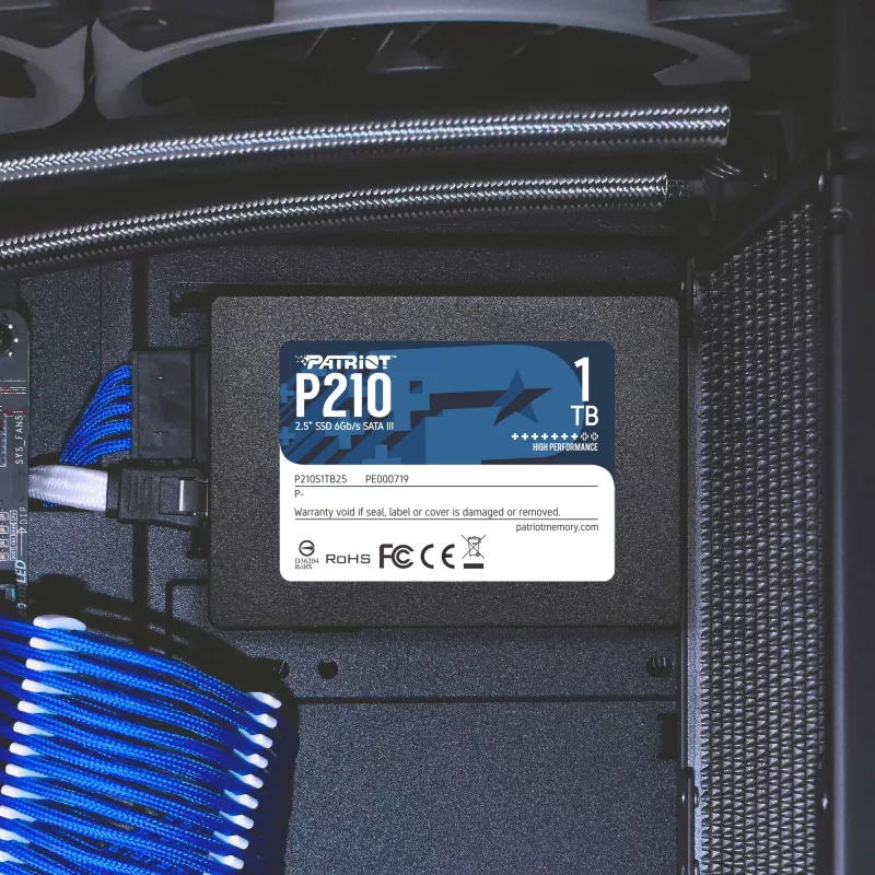 2,5 colio SATA III SSD PATRIOT P210 1 TB – 500 MB/s skaitymas, 400 MB/s rašymas, 7 mm aukštis