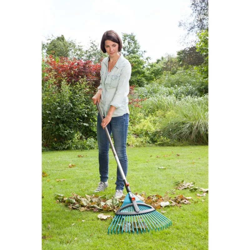 Gardena combisystem reguliuojama vėduoklinė grėblė 35-52 cm 03099-20