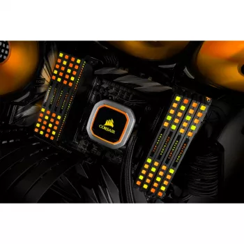 DIMM 16 GB DDR4-3200 2x 8 GB dual kit optimised for AMD black Dominator Platinum RGB INTEL XMP