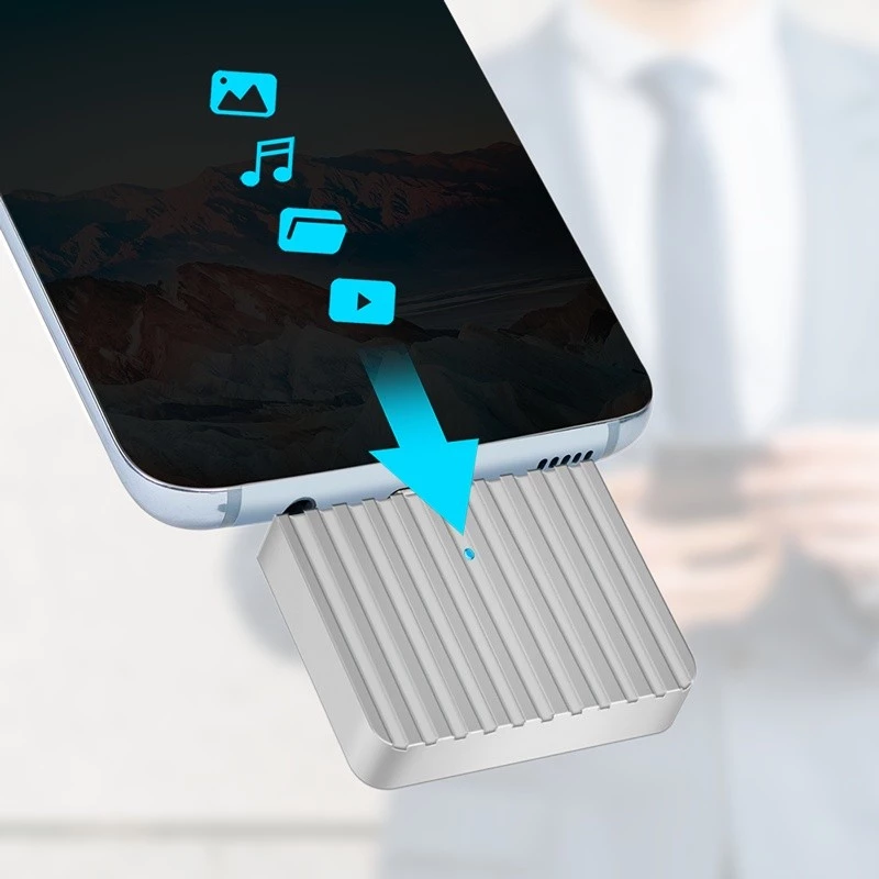 Itin mažas USB3.2 Gen2x1 SSD korpusas su USB-C, NVMe