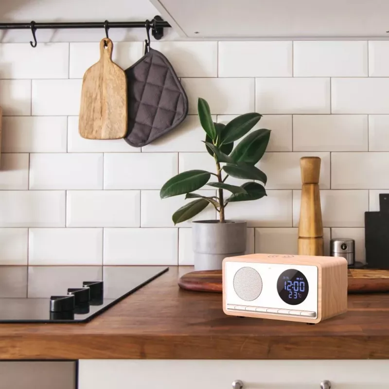 MANTA RDI912W Rimini radijo laikrodis su Bluetooth ir belaidžiu įkrovimu, baltas