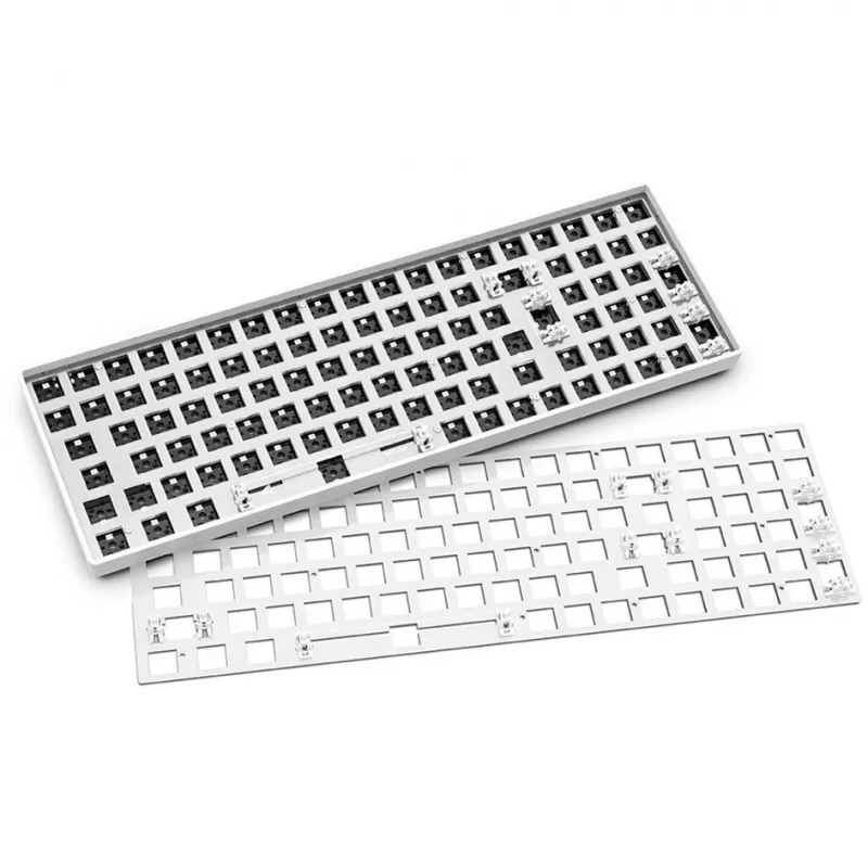 „Sharkoon SKILLER SGK50 S2 White“ – mechaninės klaviatūros pagrindas (be jungiklių ir dangtelių)