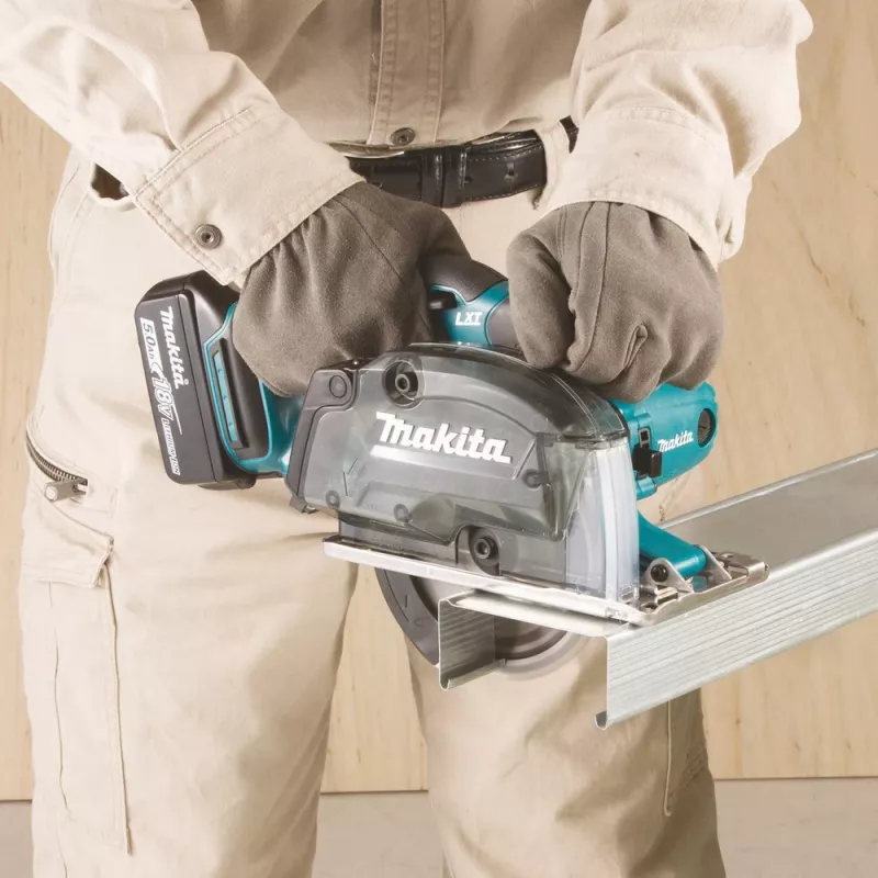 Makita DCS552RTJ nešiojamas diskinis pjūklas 13,6 cm, juodos ir mėtų spalvos, 3600 aps/min