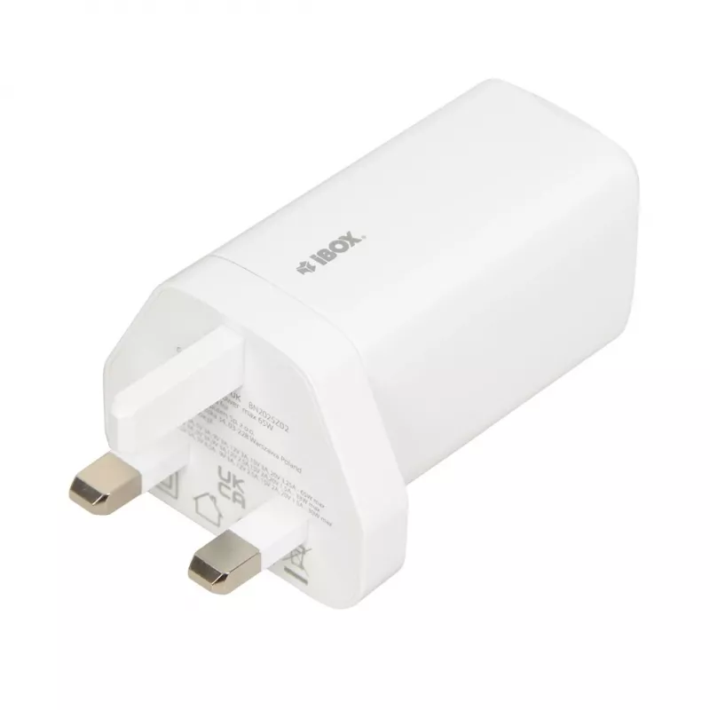 iBOX C-65 White, GaN 65W universalus įkroviklis su UK kištuku