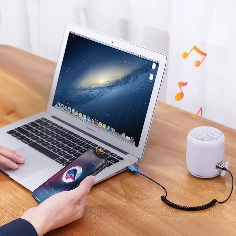 Garso imtuvas UGREEN CM309 Bluetooth 5.0 USB su 3,5 mm AUX lizdu, juodas, 20–20000 Hz