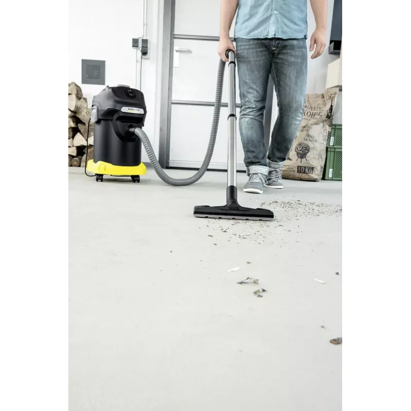 Sausas dulkių siurblys Karcher AD 4 Premium — 17 L, 600 W, be maišelio, metalinė žarna, chromuotas vamzdis