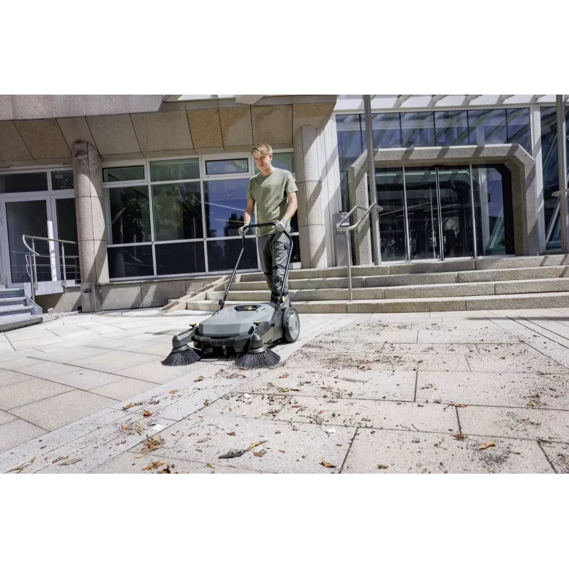 Karcher AG KM 70/20 C 2SB rankinis šlavimo aparatas, 22 kg