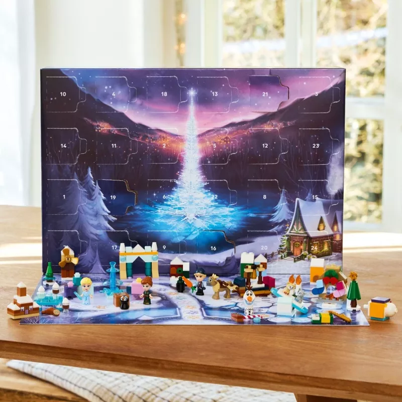 Konstruktorius LEGO Disney Frozen Advent Calendar 2025 rinkinys 43273 – 231 detalė, 4 minifigūrėlės, amžius 5+