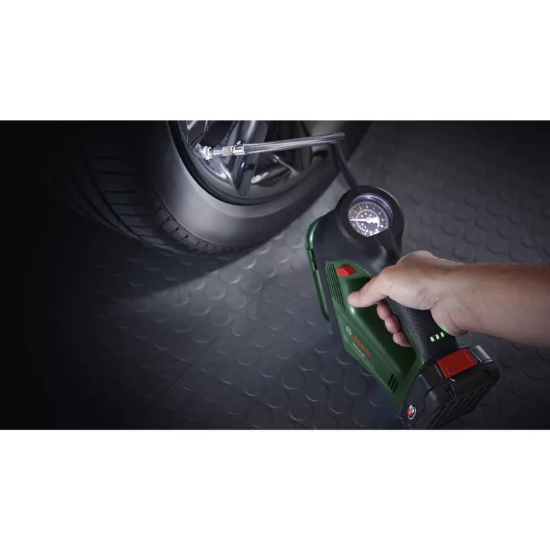 Elektrinis siurblys Bosch Universal Pump 18V — 10,3 bar, 30 l/min, Li‑Jon